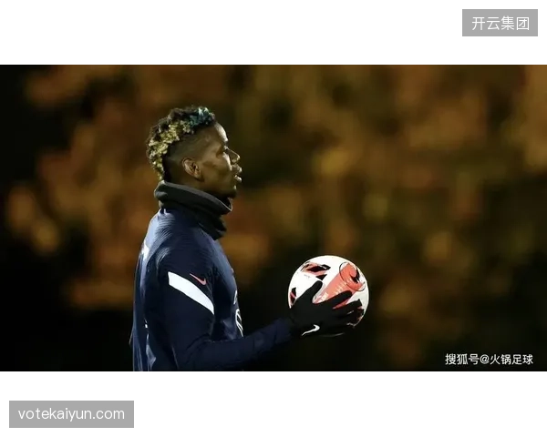 法国足协的联邦表现计划（PPF）持续输送人才，为国家队提供了应对伤病和状态波动的深度。